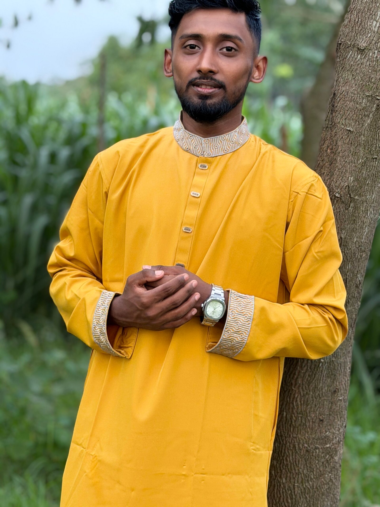 Huvran এলিগেন্ট এমব্রয়ডারিসহ মাইক্রোস্টিচ পাঞ্জাবি (মাস্টার্ড ইয়েলো)