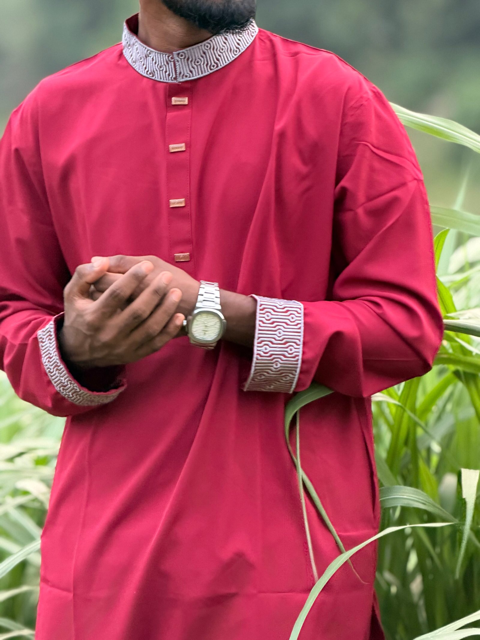Huvran এলিগেন্ট এমব্রয়ডারিসহ মাইক্রোস্টিচ পাঞ্জাবি (মেরুন) - Image 2